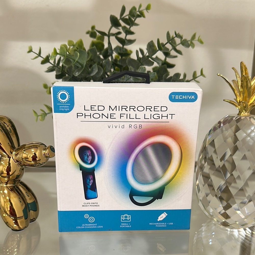 Tschiva LED Mirrored Phone Fill Light